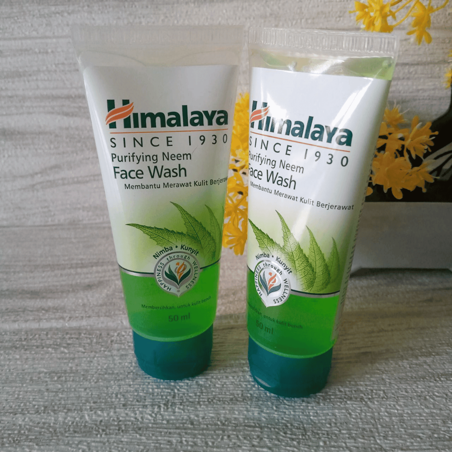 Himalaya Purifying Neem Face Wash Since 1930