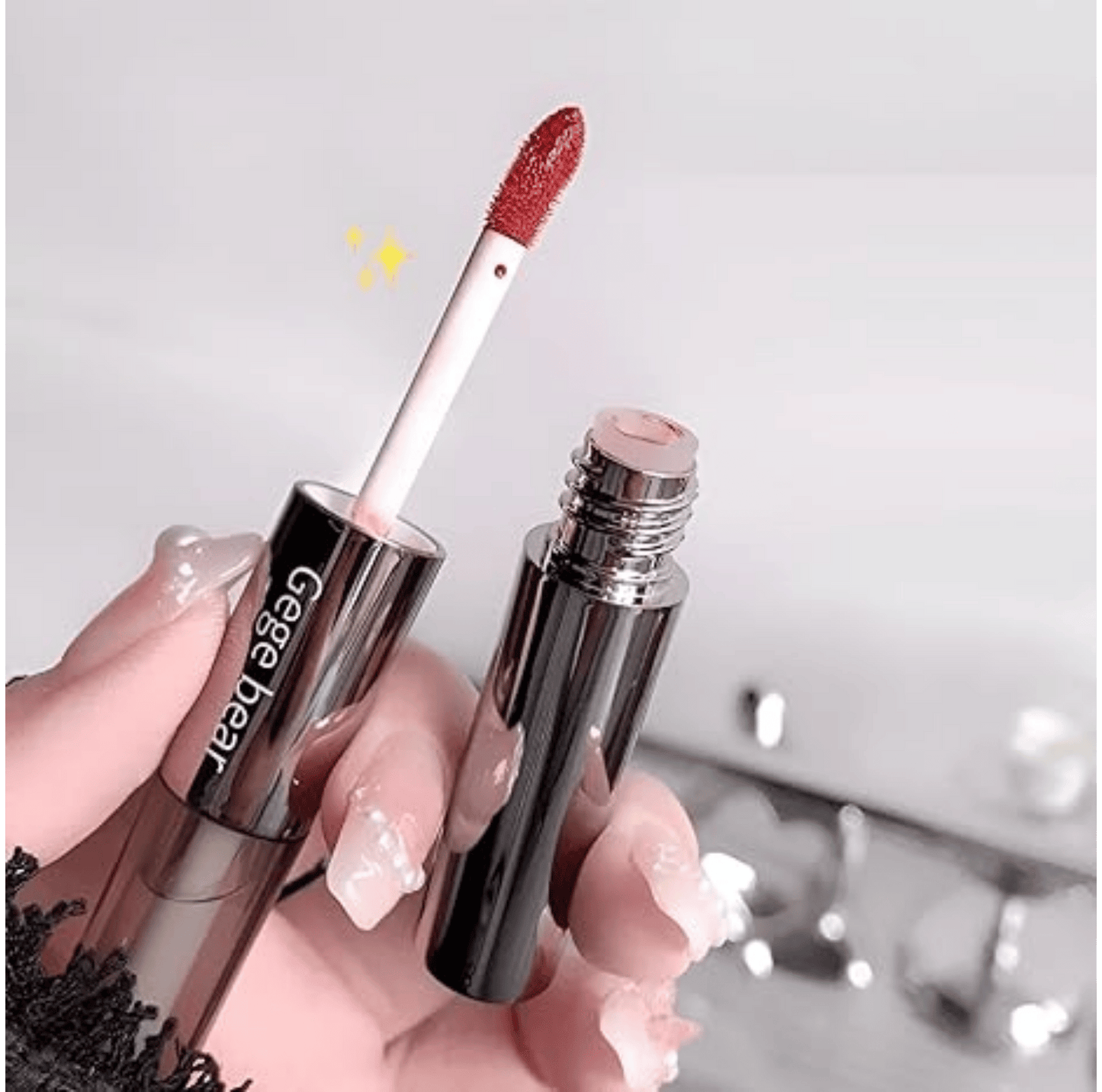 Gege Bear Crystal Lens Lip Glaze (2g)