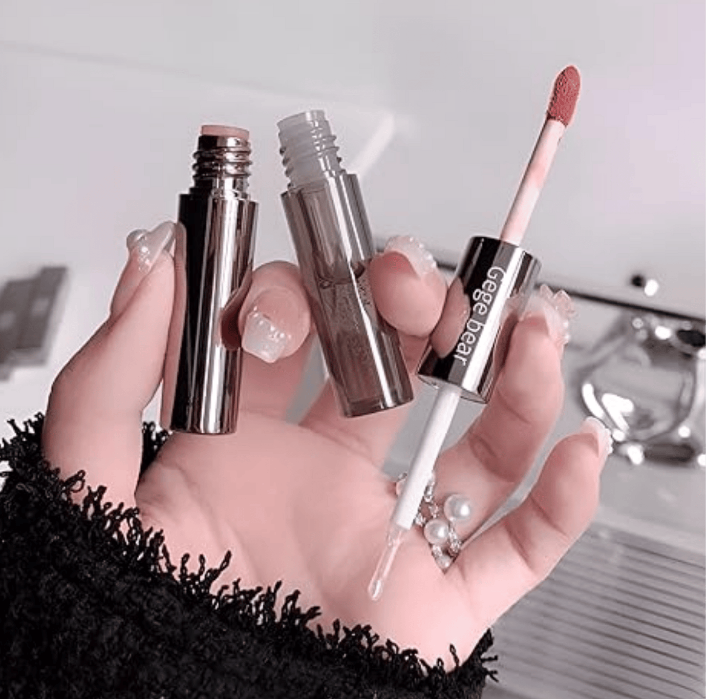 Gege Bear Crystal Lens Lip Glaze (2g)