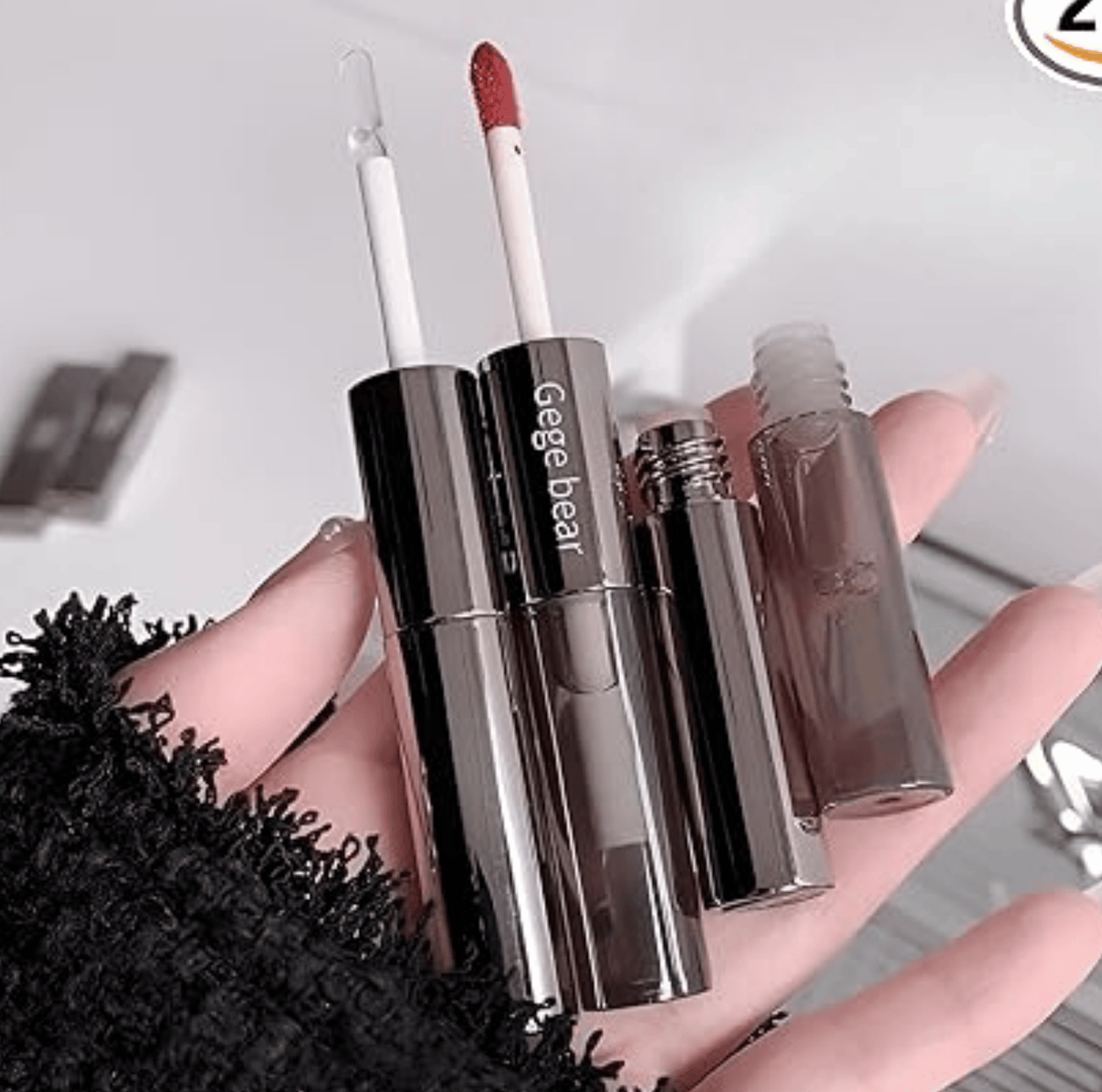 Gege Bear Crystal Lens Lip Glaze (2g)