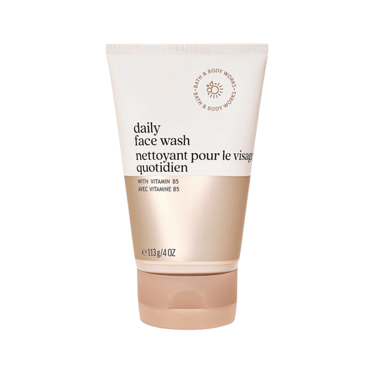 Bath & Body Works Daily Face Wash with Aloe and Vitamin B5 – 113g gentle cleanser for hydrated, healthy skin, available at SkinStash.pk