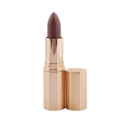 Hydrating Matte Lipstick, Non-drying Matte, Plumping Lipstick, Voluptuous Lips, Enhances Natural Lip Color, Pakistani Fashion
