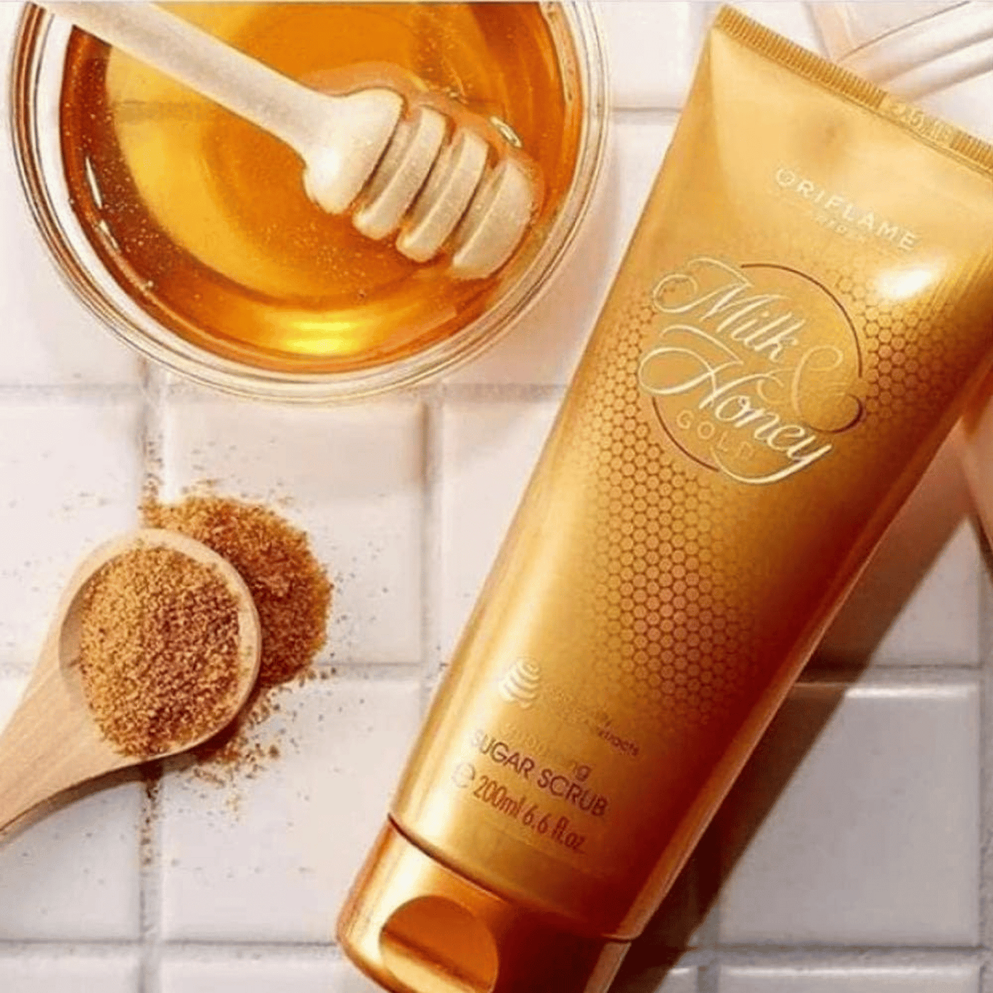 Oriflame Sweden Milk & Honey Gold Sugar Scrub (200ml)