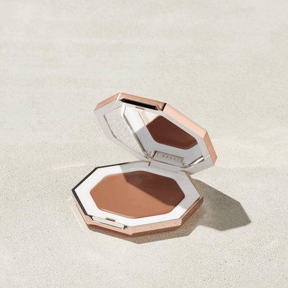 Buy Fenty Beauty by Rihanna Cheeks Out Freestyle Cream Bronzer (6.23g) In Pakistan!