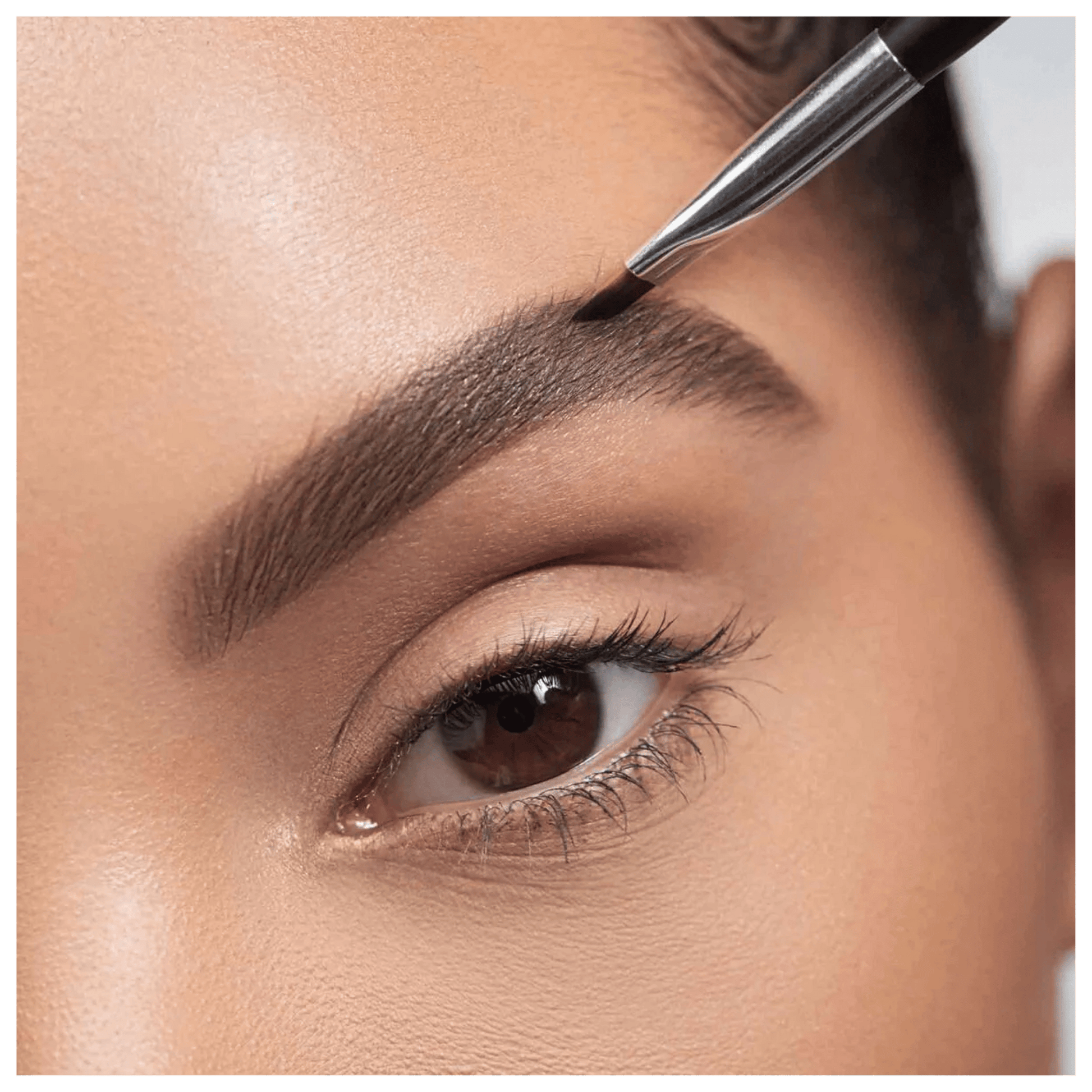 Anastasia Beverly Hills Dipbrow Pomade Available in Pakistan