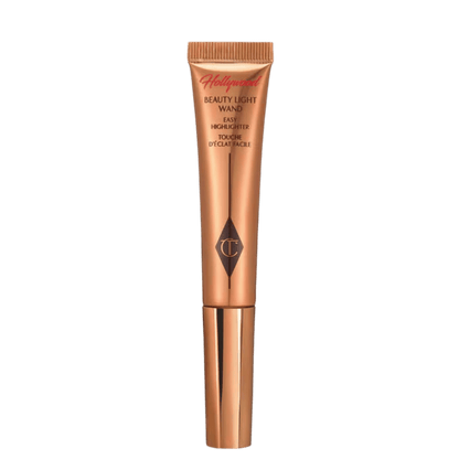 Charlotte Tilbury Hollywood Beauty Light Wand - Buildable, Blendable Highlighter and Blush for a Natural Finish, Perfect for Pakistani Skin