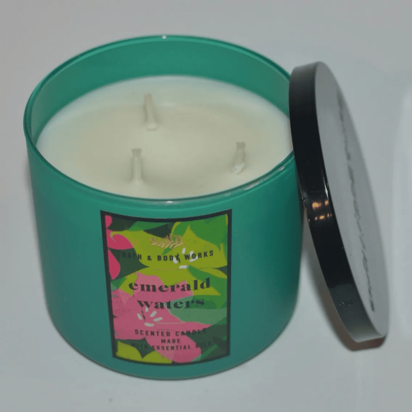 Bath & Body Works Emerald Waters 3 Wick Candle (411g)